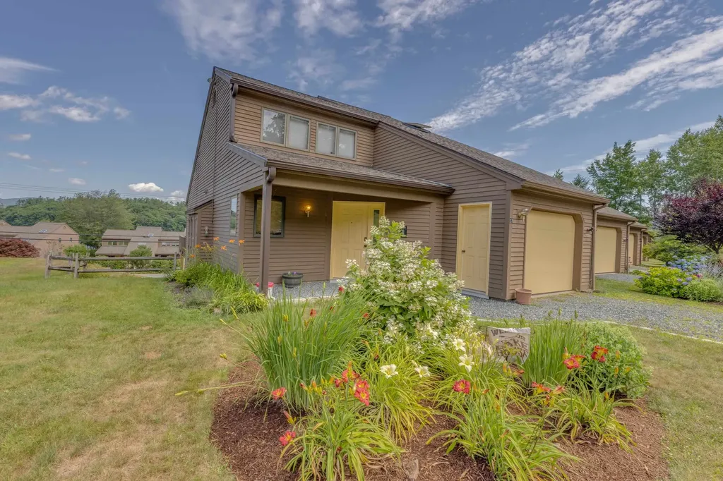 21 Woodbury Drive Bristol NH 03222