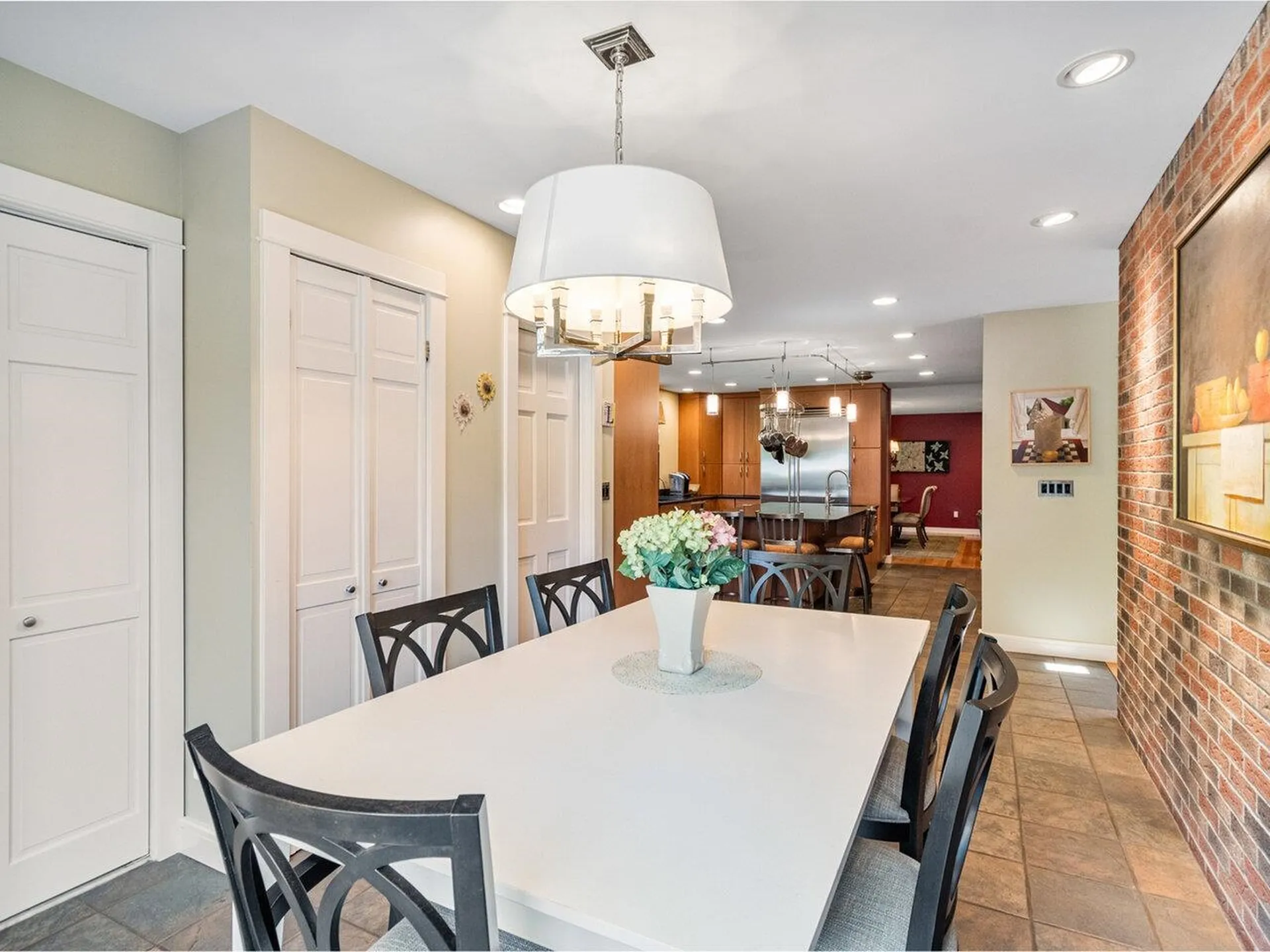 571 Middle Road Colchester VT 05446