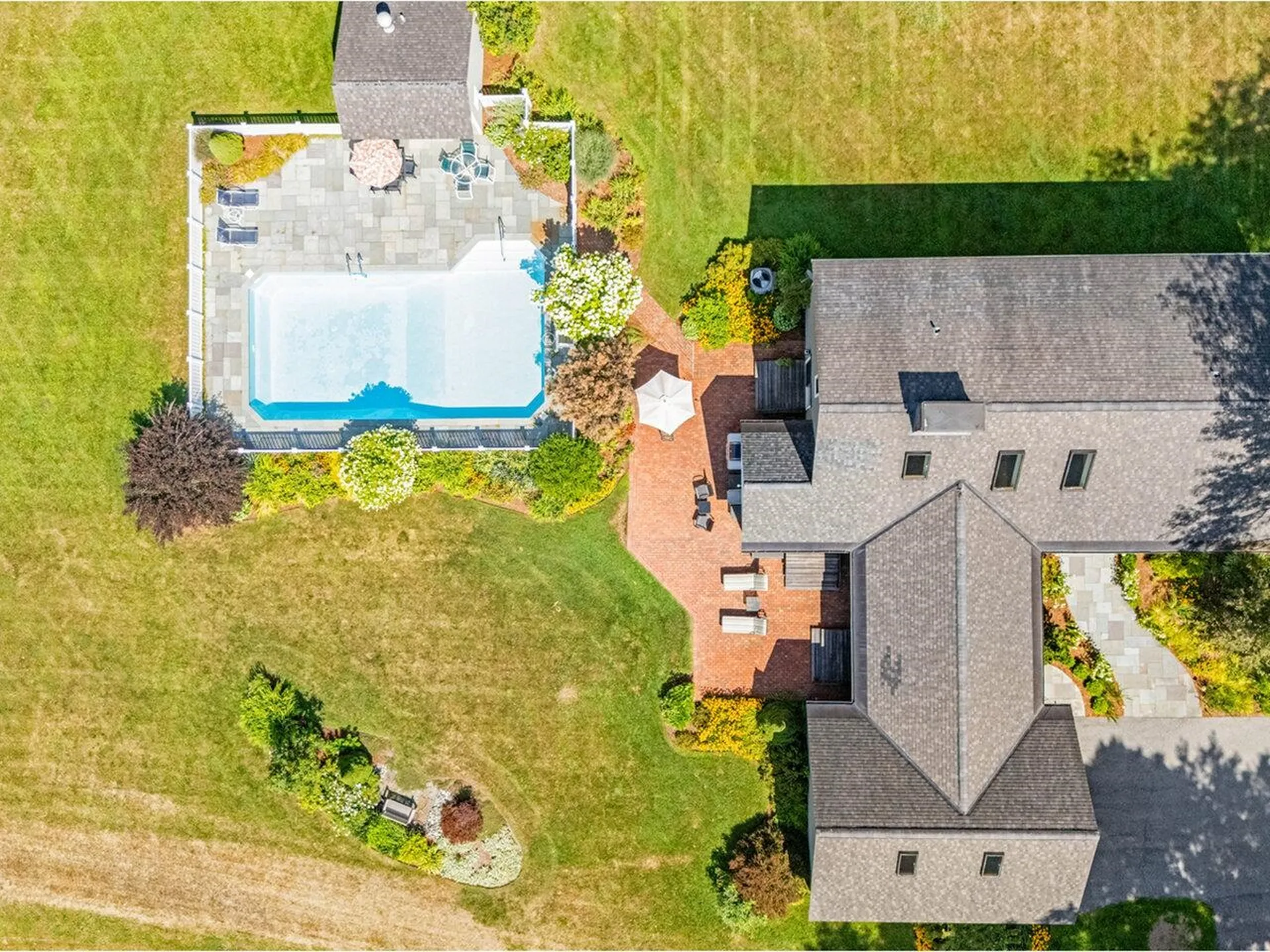 571 Middle Road Colchester VT 05446