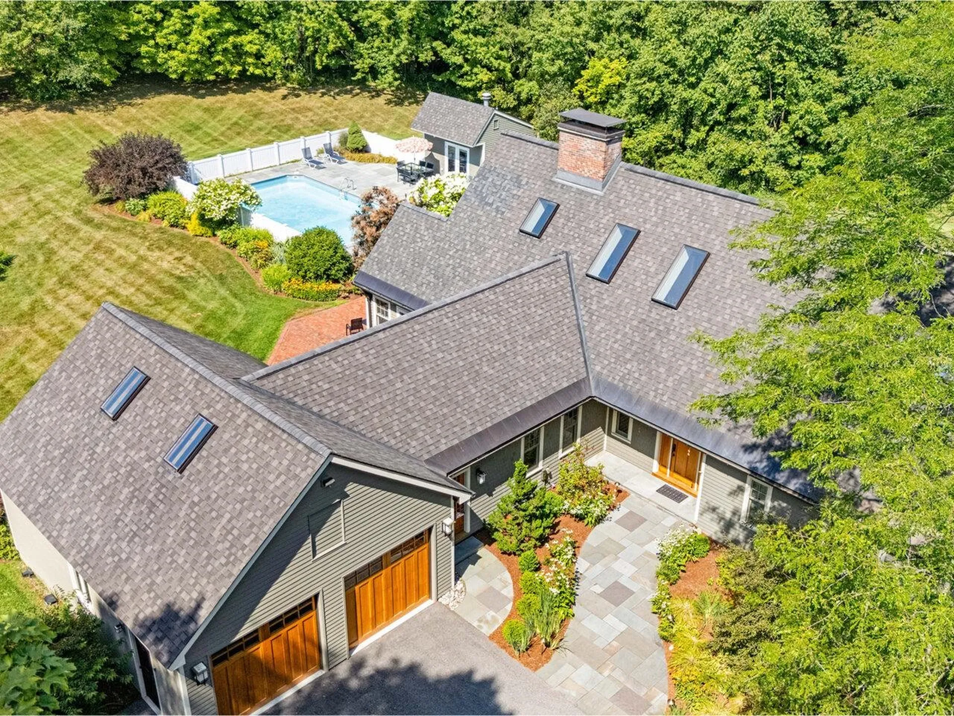 571 Middle Road Colchester VT 05446