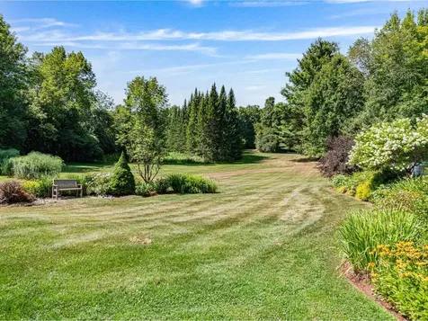 571 Middle Road Colchester VT 05446