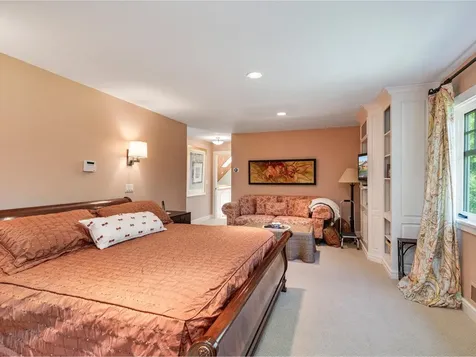 571 Middle Road Colchester VT 05446