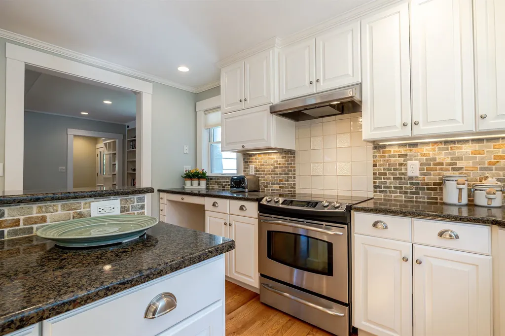 34 Auburn Street Concord NH 03301