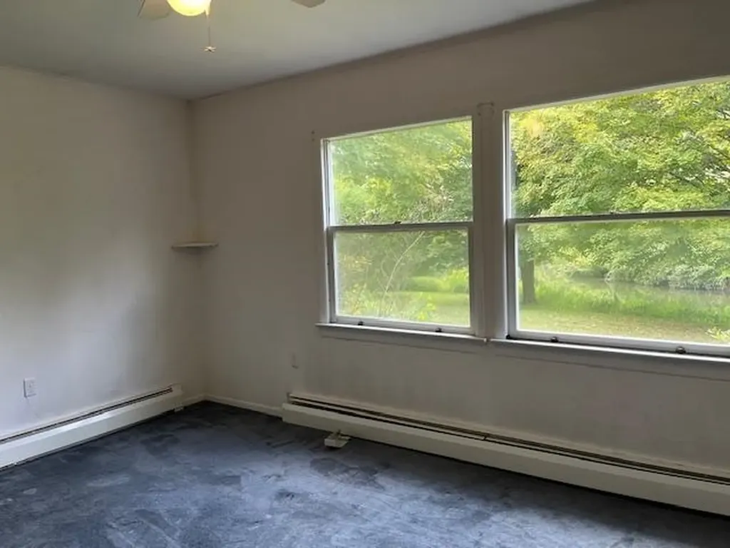 5089 Vt Route 7a Road Arlington VT 05250-0000