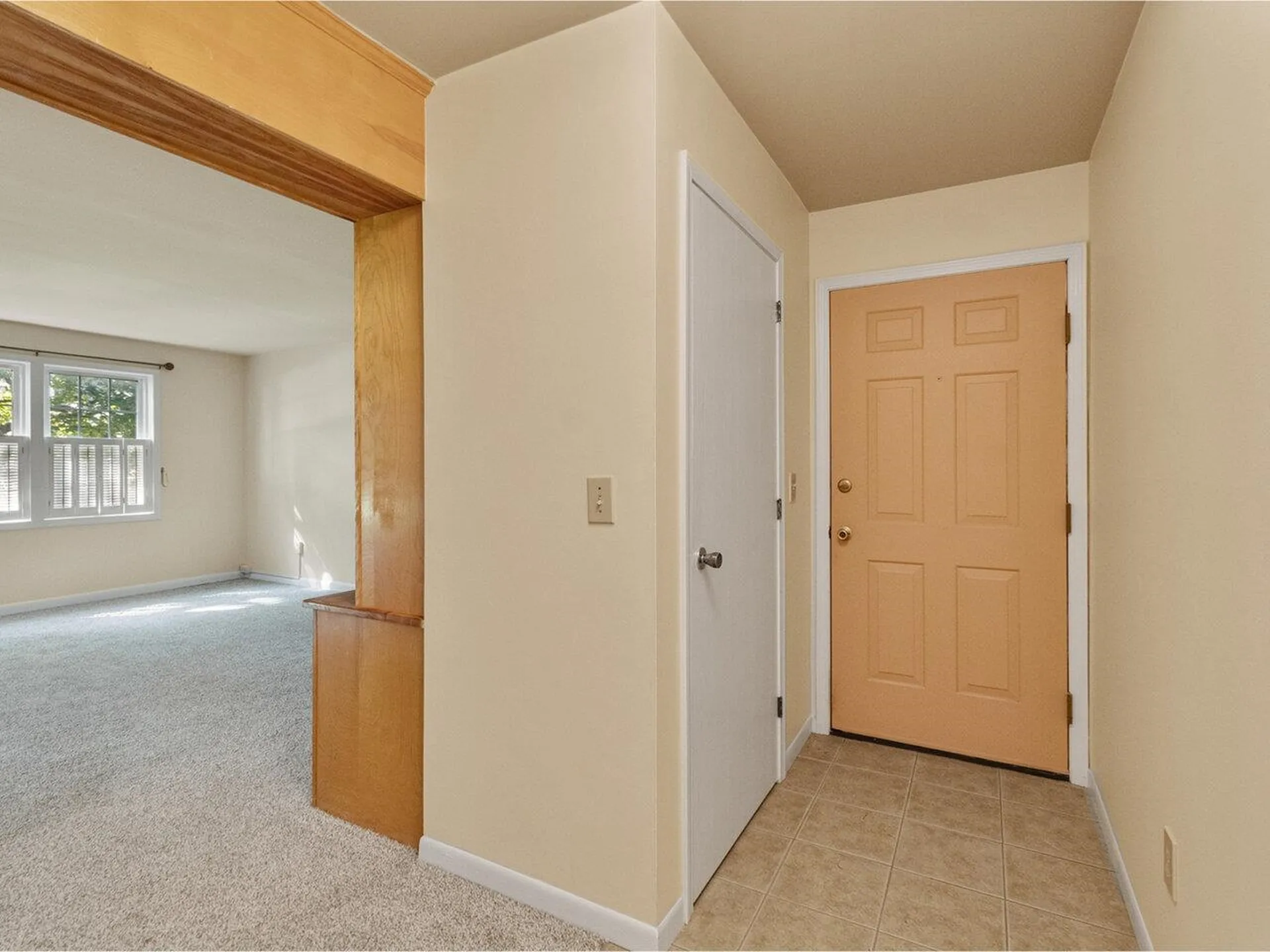 17 Twin Oaks Terrace South Burlington VT 05403