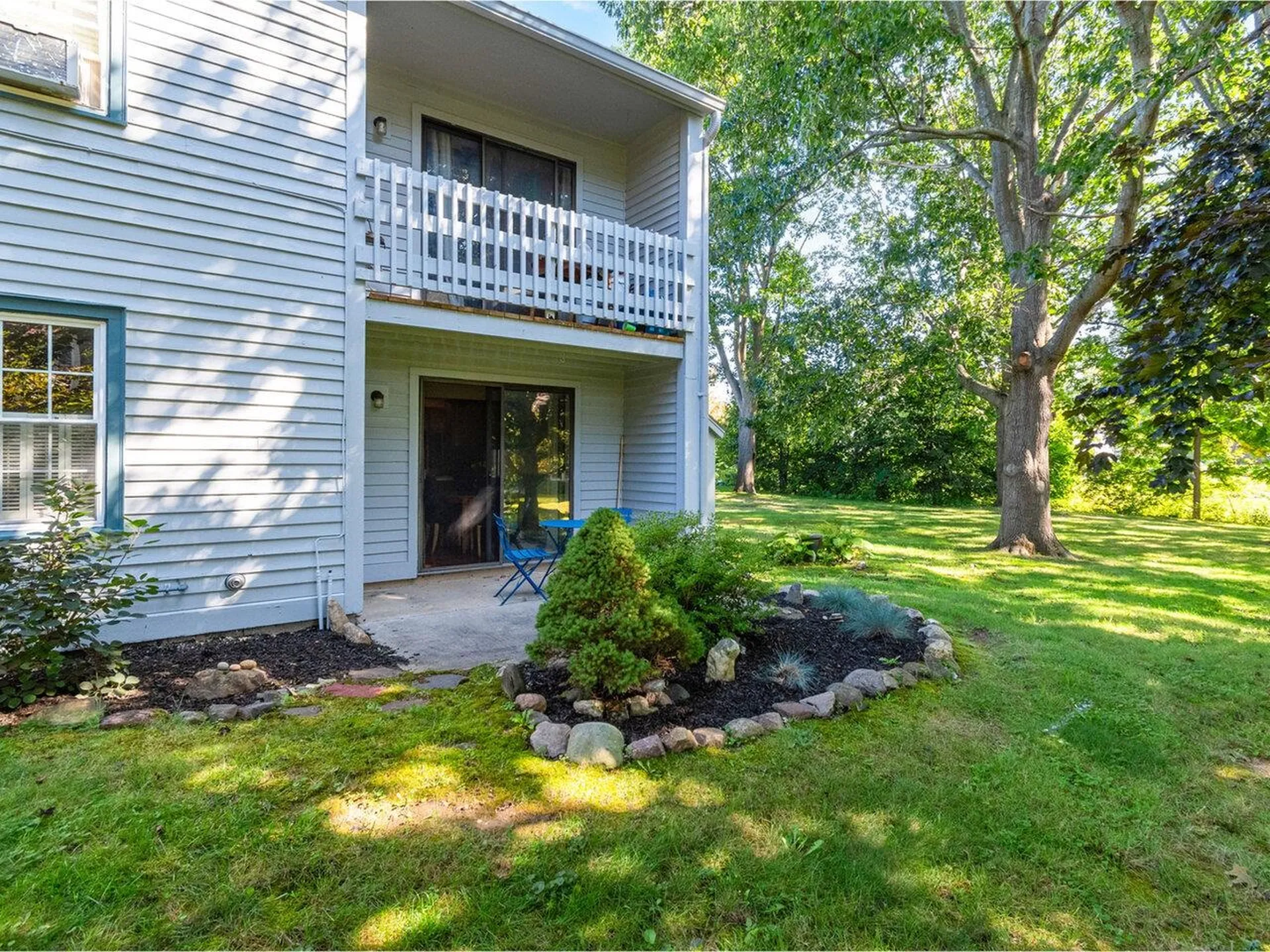 17 Twin Oaks Terrace South Burlington VT 05403