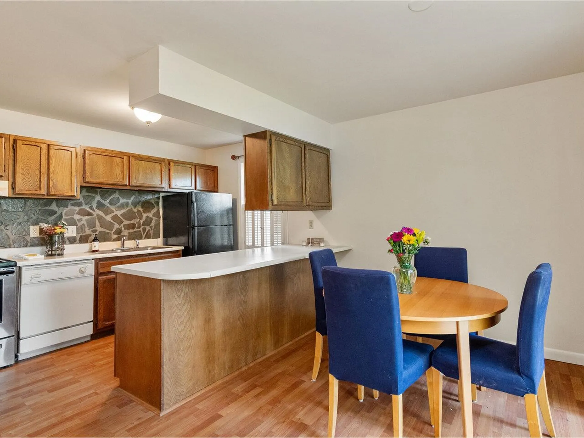 17 Twin Oaks Terrace South Burlington VT 05403