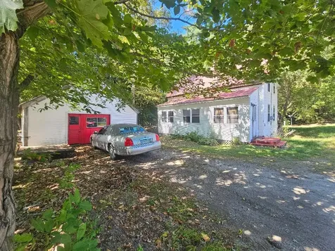 16 Dore Street Ossipee NH 03814