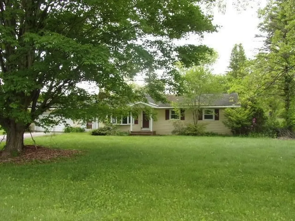 76 Harvest Hills Drive Shaftsbury VT 05257