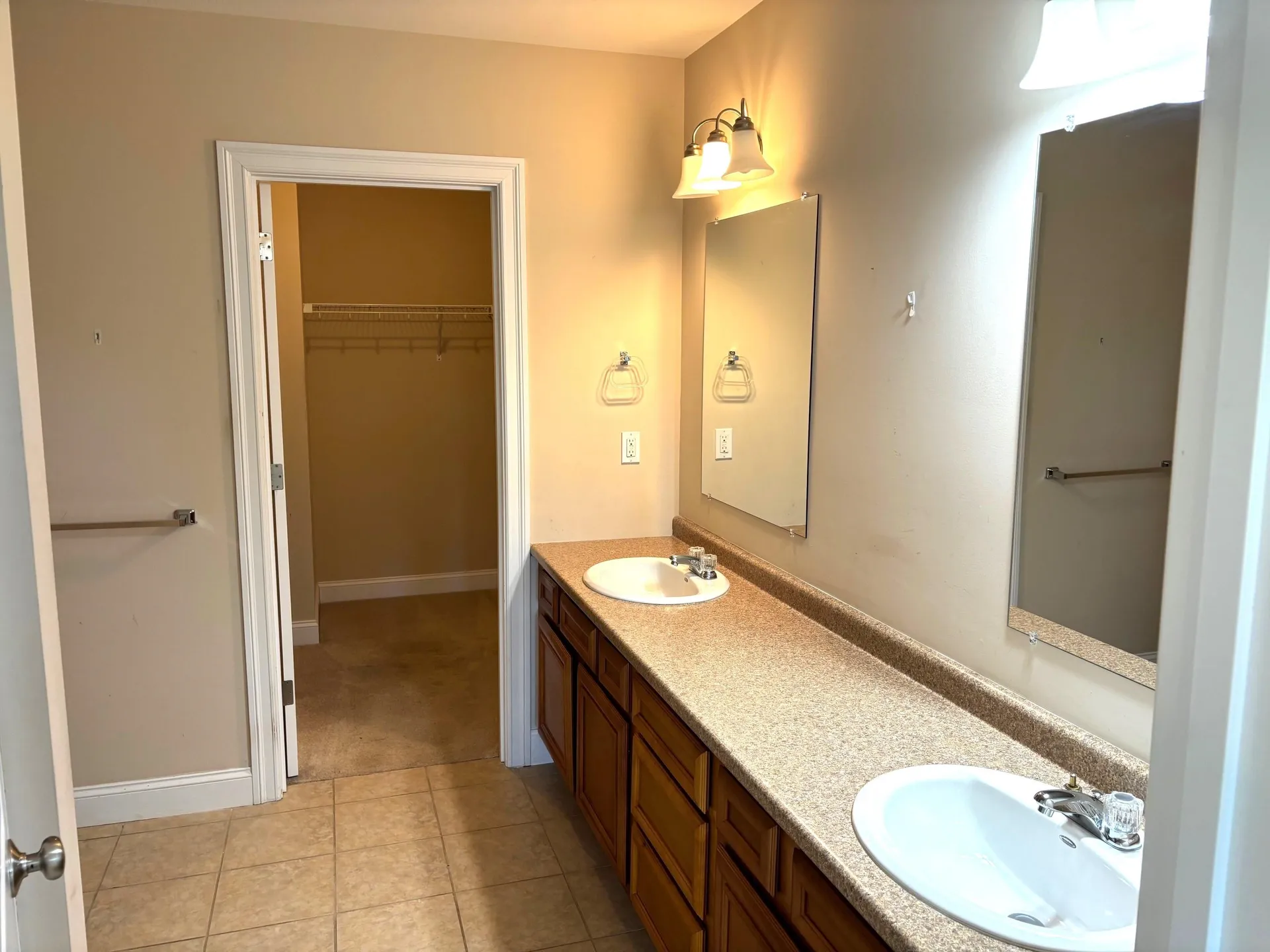 6 Cielo Drive Dover NH 03820