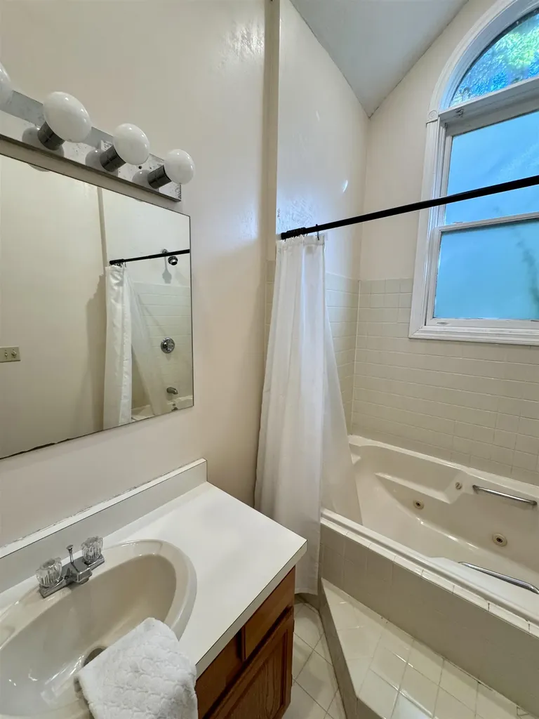 338 Longfellow Drive Bethlehem NH 03574