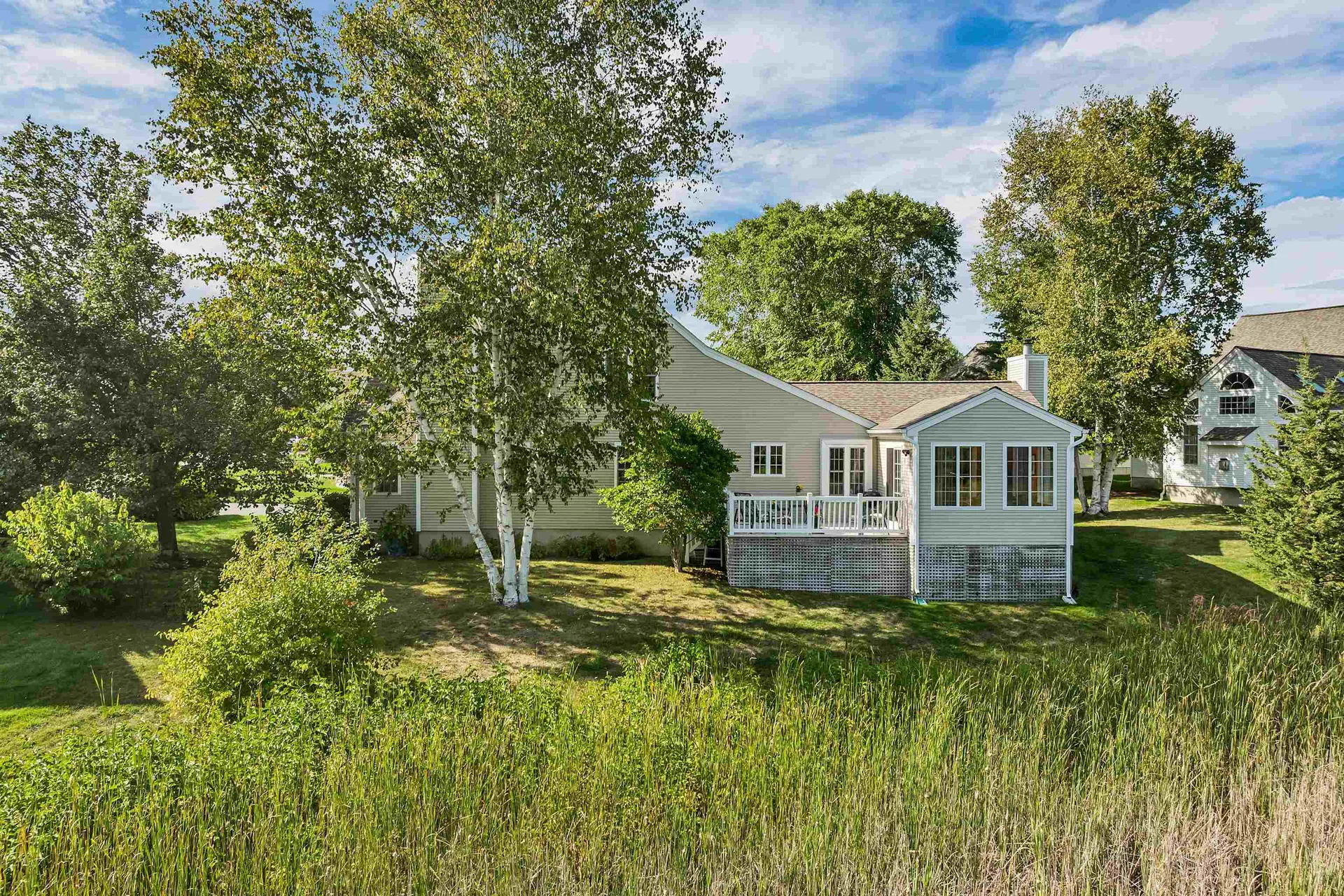 60 Hampton Meadows Hampton NH 03842