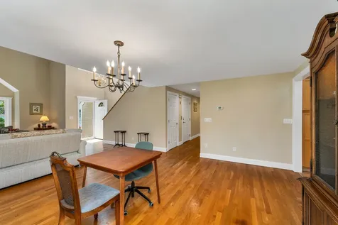 60 Hampton Meadows Hampton NH 03842