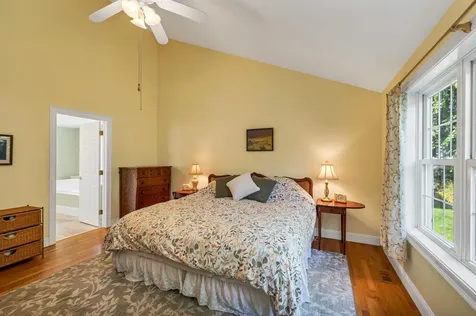 60 Hampton Meadows Hampton NH 03842