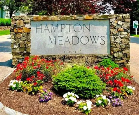 60 Hampton Meadows Hampton NH 03842