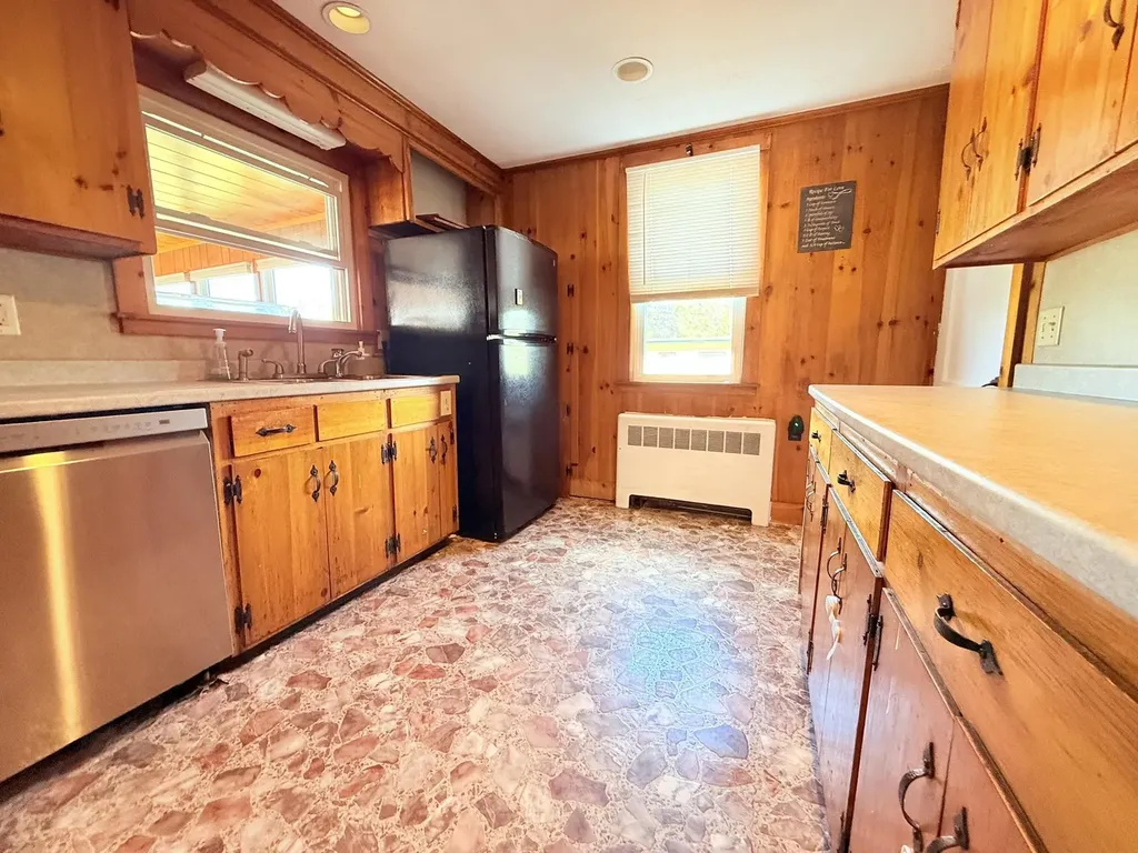 6 Beauregard Street Claremont NH 03743