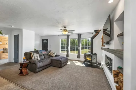 260 New Road Barnstead NH 03225