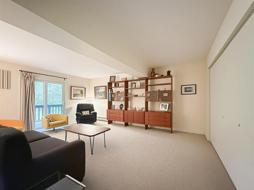 131 Brook Hollow Hanover NH 03755