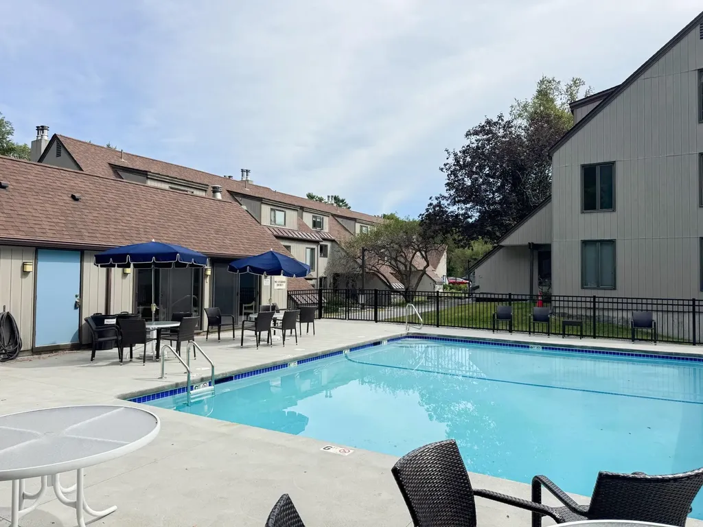 131 Brook Hollow Hanover NH 03755