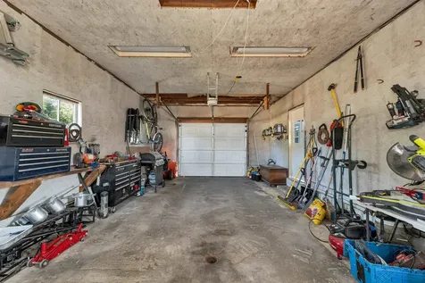 9 Hunt Avenue Franklin NH 03235