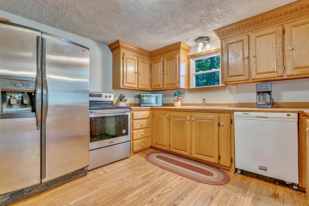 13 Mountain View Drive Wakefield NH 03872