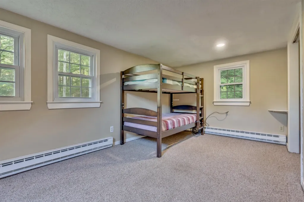 13 Mountain View Drive Wakefield NH 03872