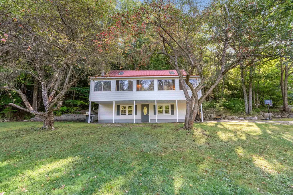 13 Mountain View Drive Wakefield NH 03872