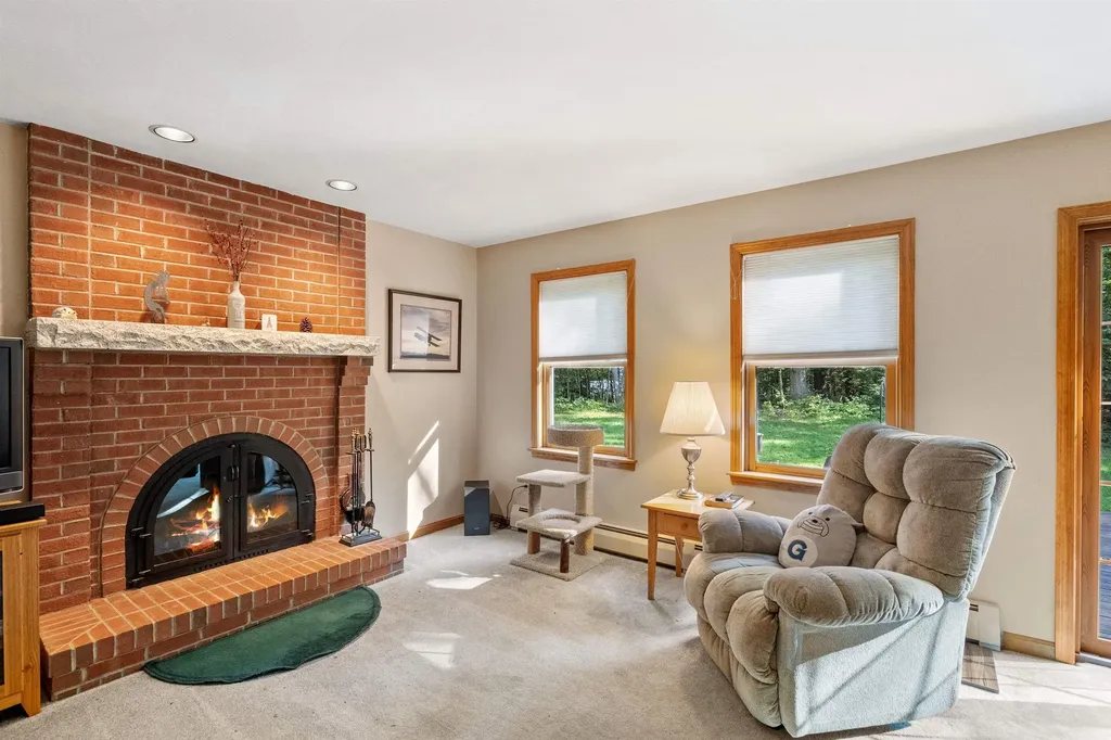 104 Brown Hill Road Bow NH 03304