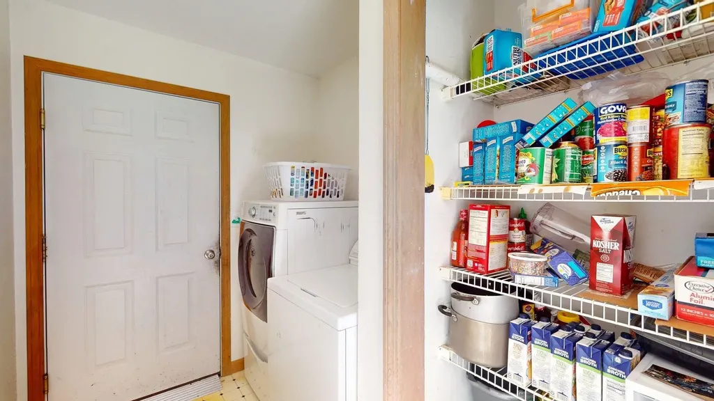 82 Plummer Hill Road Belmont NH 03220