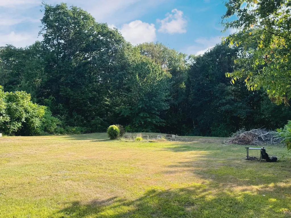 82 Plummer Hill Road Belmont NH 03220