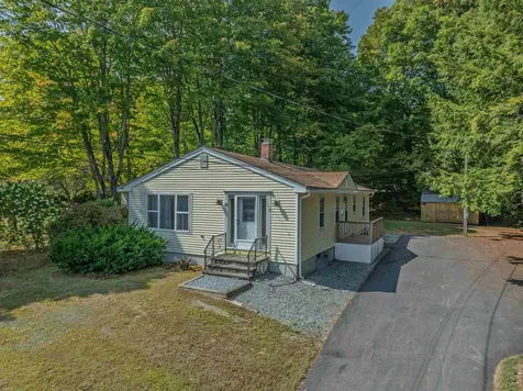 10 Avery Street Plymouth NH 03264