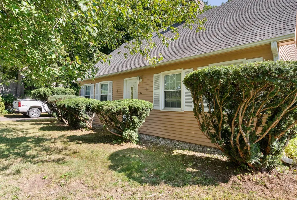 2 Kensington Road Concord NH 03301