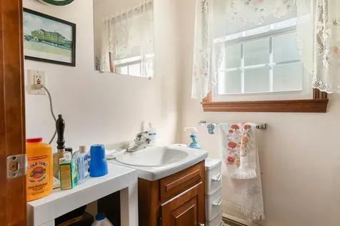 2 Kensington Road Concord NH 03301