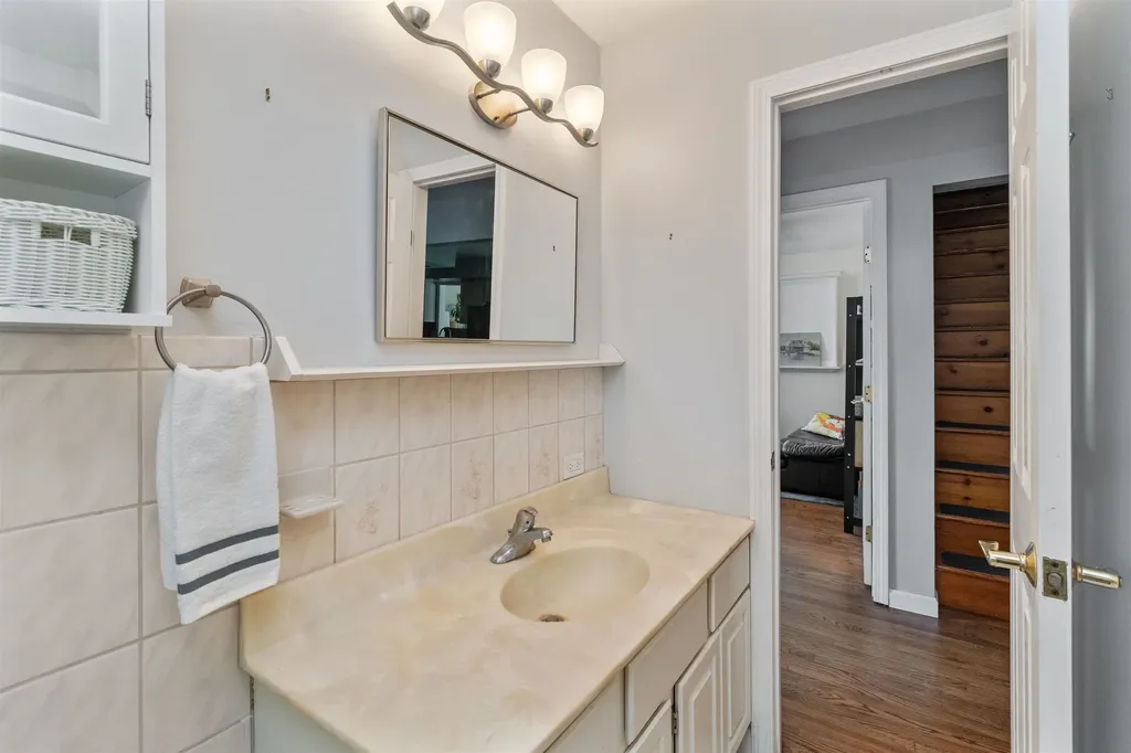 113 Gazo Avenue Burlington VT 05408