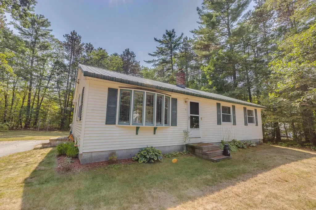 5 Rosy Lane Campton NH 03223