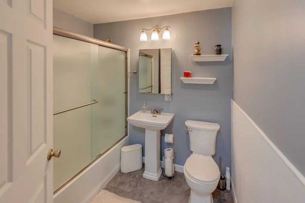 5 Rosy Lane Campton NH 03223