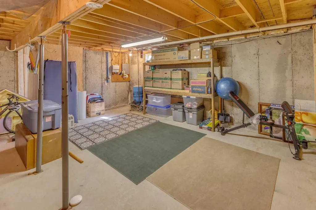 5 Rosy Lane Campton NH 03223