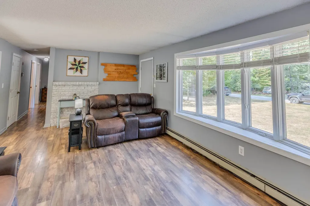 5 Rosy Lane Campton NH 03223