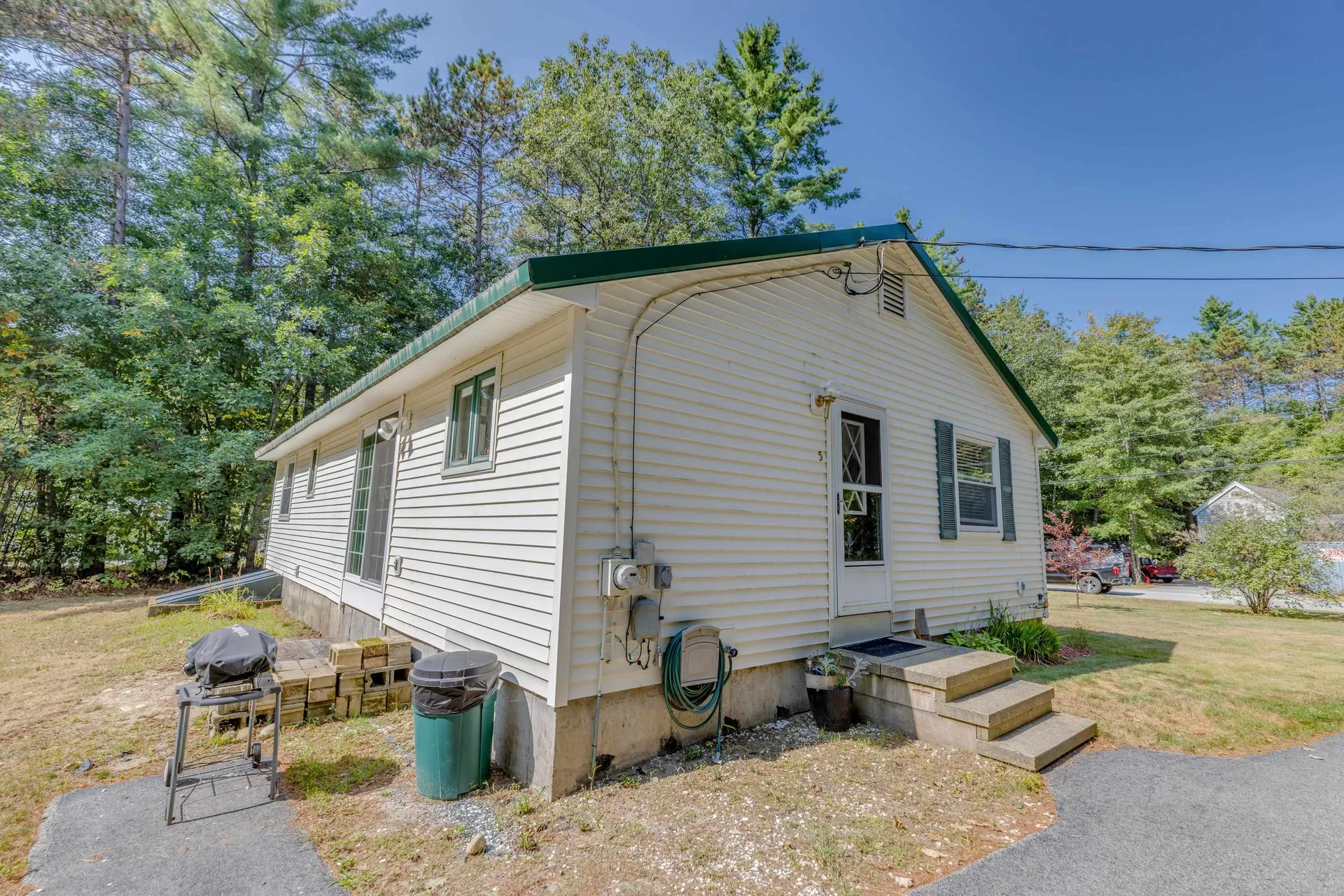 5 Rosy Lane Campton NH 03223