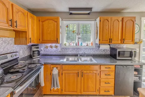 5 Rosy Lane Campton NH 03223