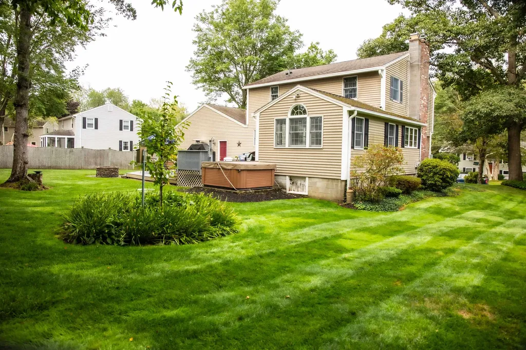 12 Apache Street Dover NH 03820-6206