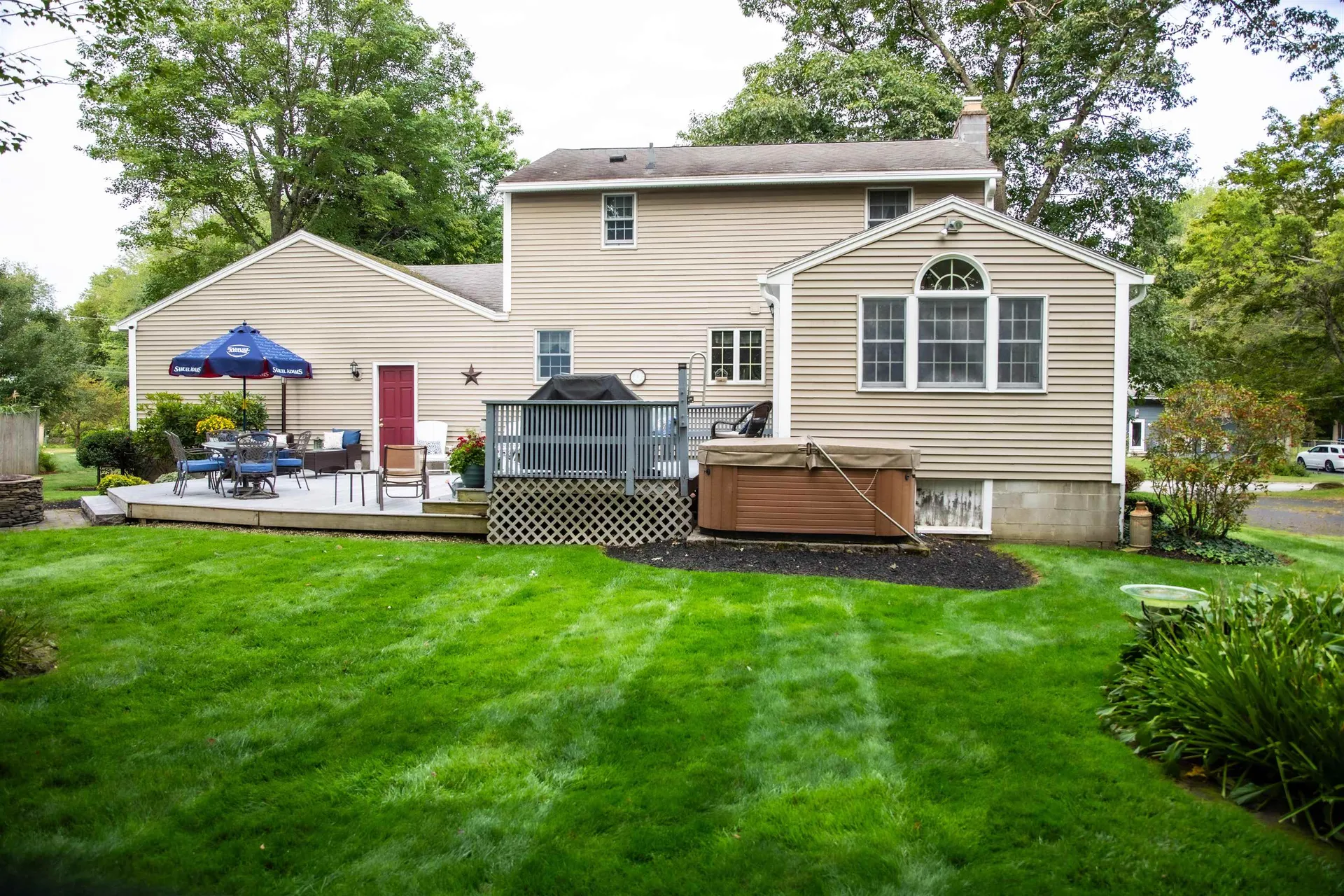 12 Apache Street Dover NH 03820-6206