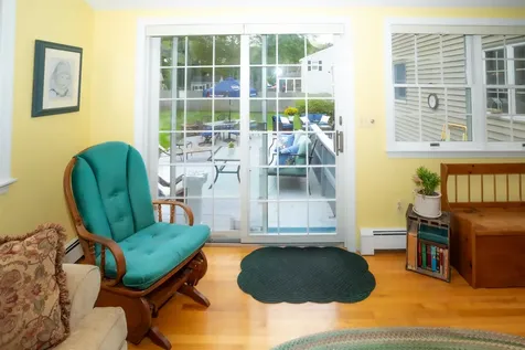 12 Apache Street Dover NH 03820-6206