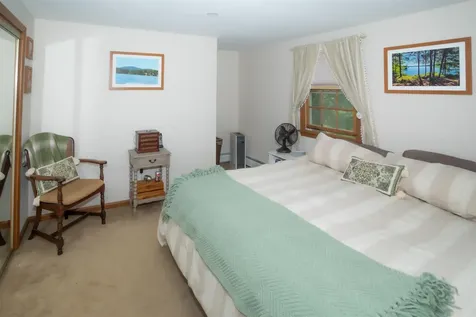12 Apache Street Dover NH 03820-6206