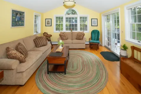 12 Apache Street Dover NH 03820-6206