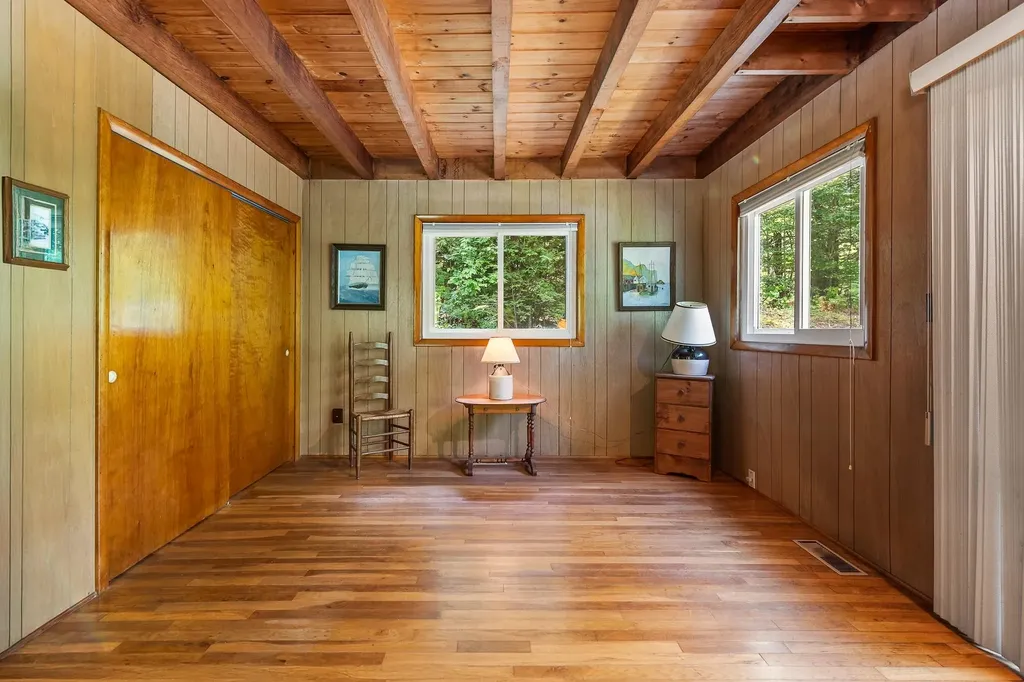 139 Camp Sunapee Road New London NH 03257