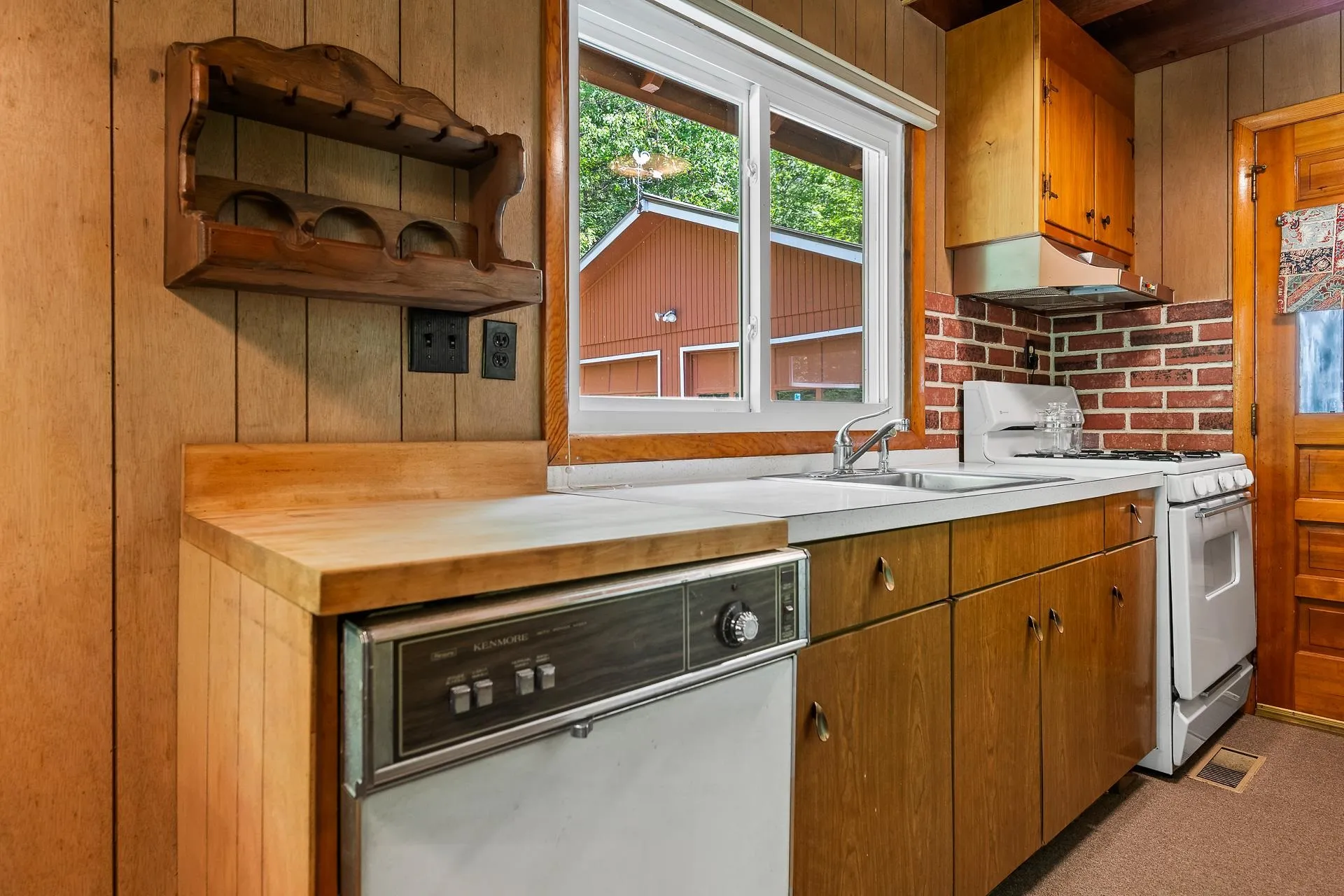 139 Camp Sunapee Road New London NH 03257