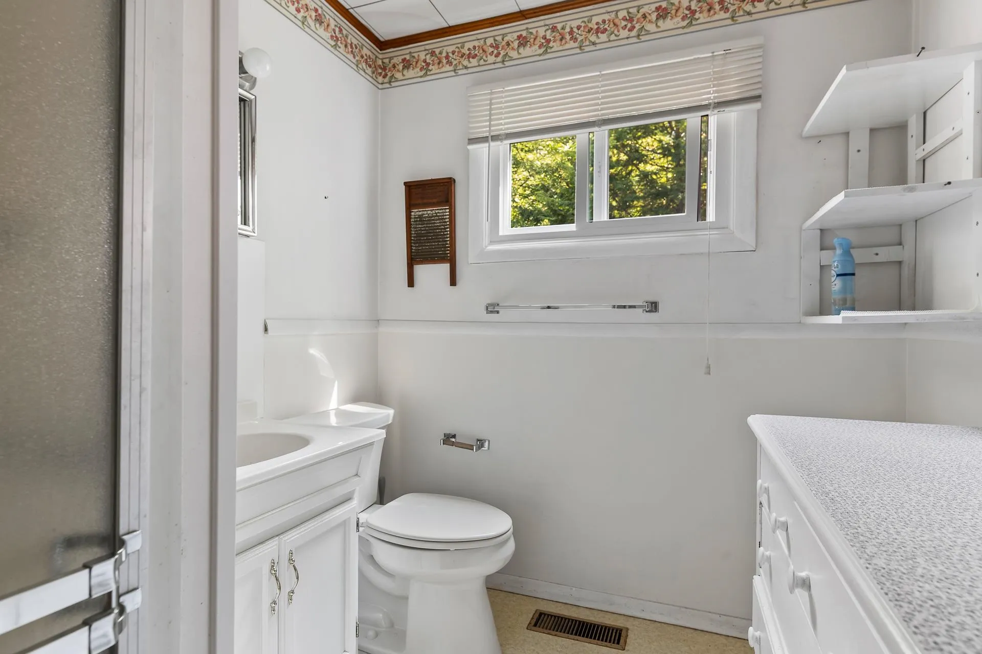 139 Camp Sunapee Road New London NH 03257