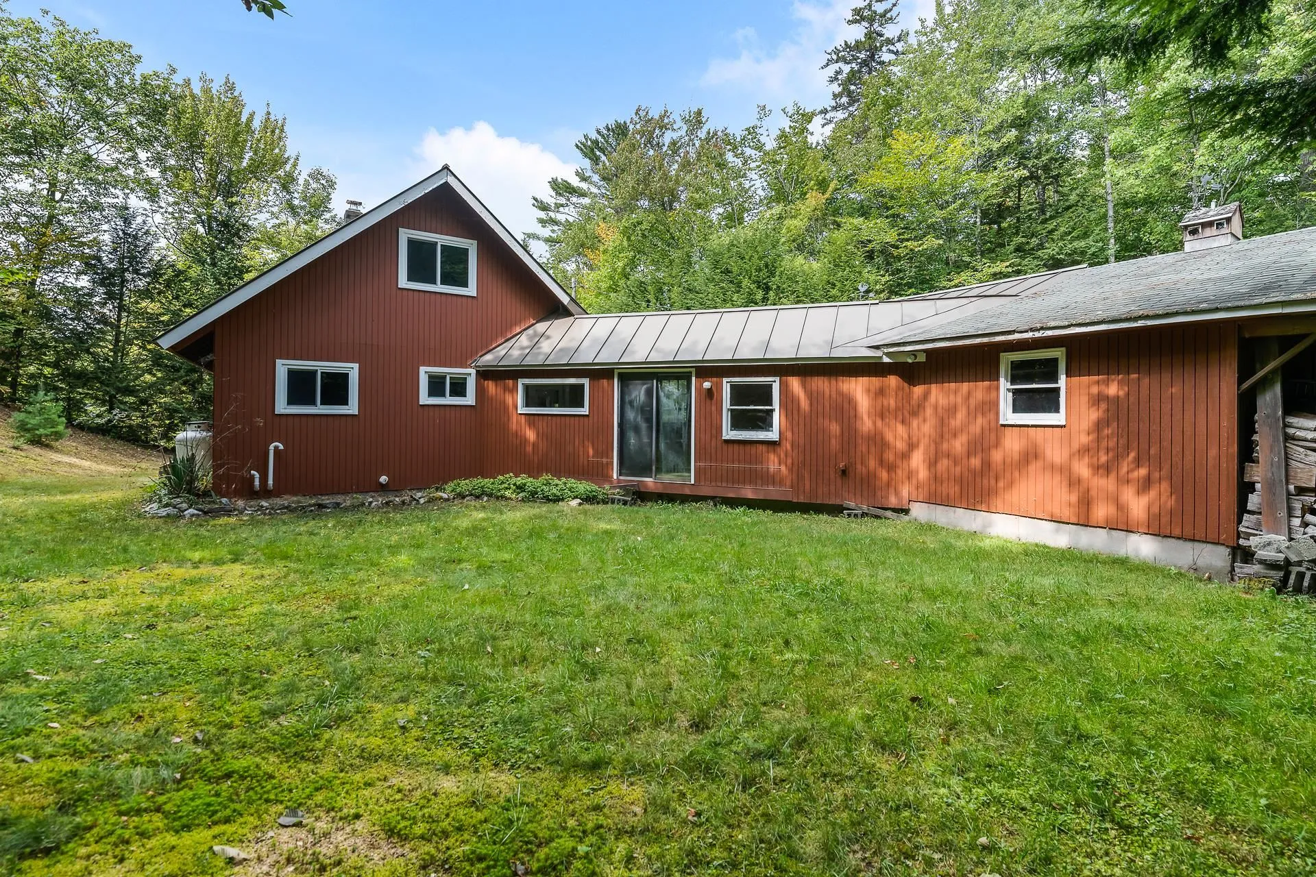 139 Camp Sunapee Road New London NH 03257