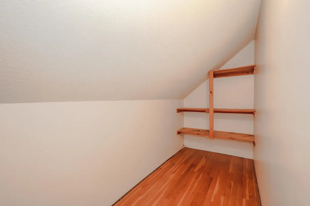 20 B Street Hudson NH 03051